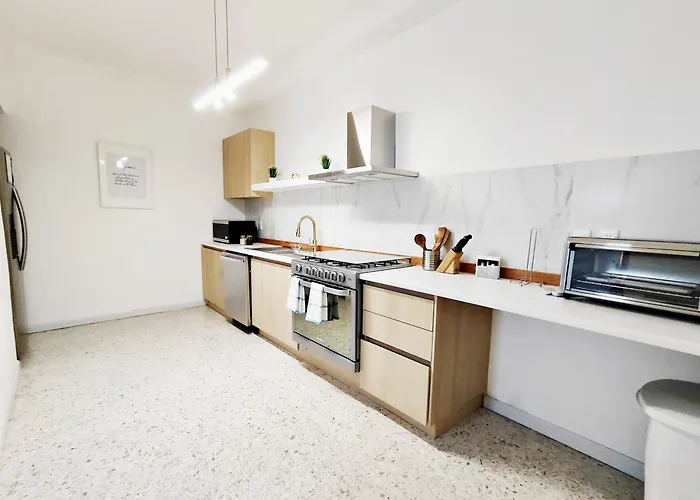 Laila Maiahome - Exclusiva Casa De 3 Recamaras Y 3.5 Banos Polanco *